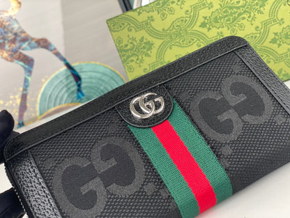 【グッチ】大人気のロングファスナー財布、実用性も抜群！