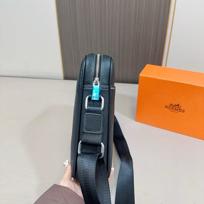 【エルメス】ユニセックス ブラックメッセンジャーバッグ（送料無料）