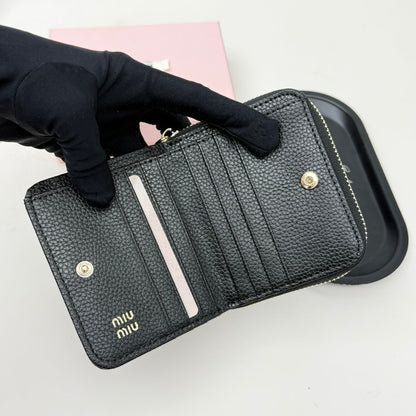 【ミュウミュウ】2色ギフトにも*送料込☆ 小さな中に大きな収納力