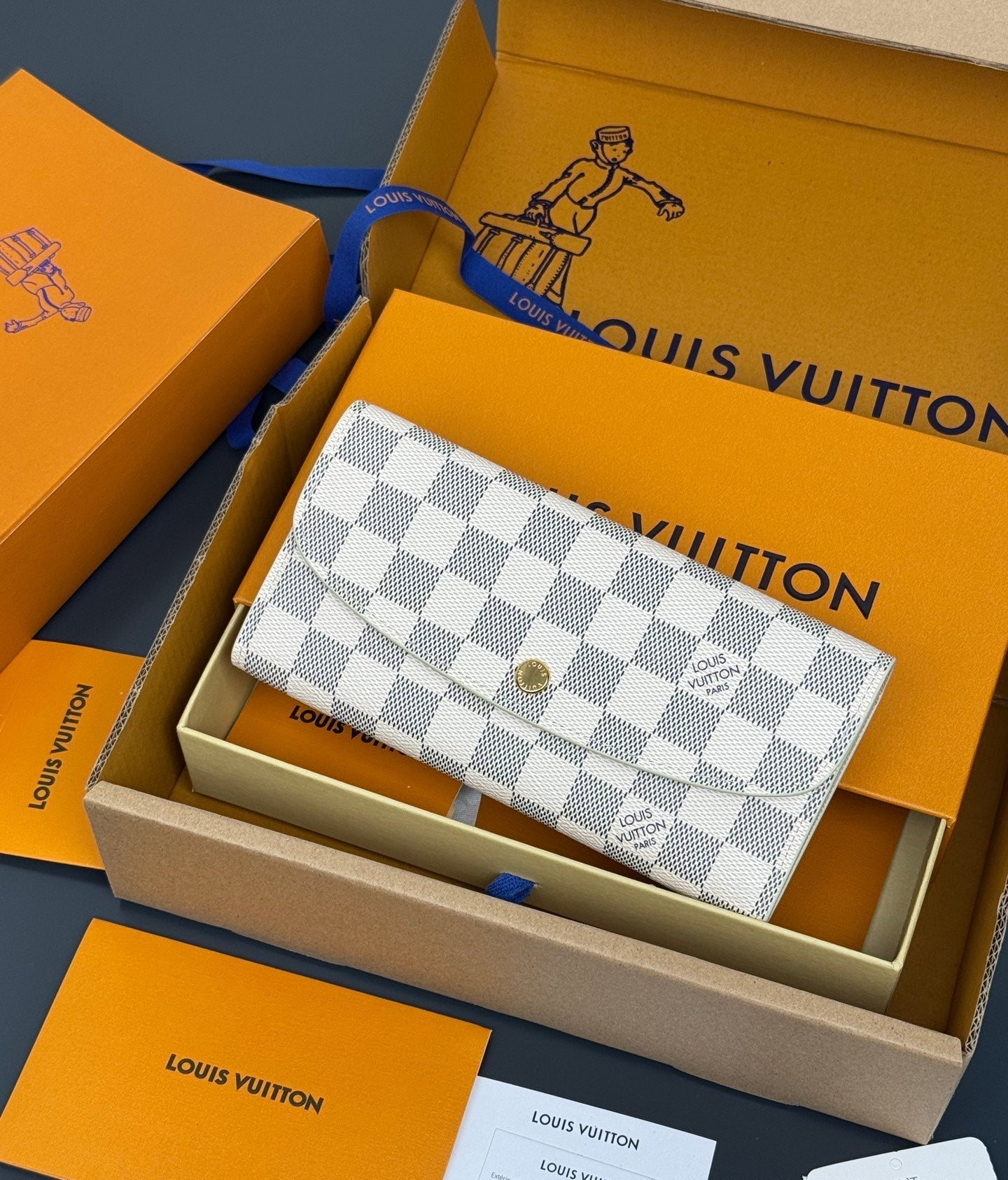 【ルイヴィトン】大人気☆  ポルトフォイユ・エミリー 財布 ギフト8色