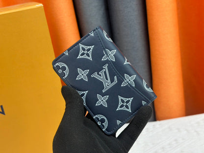 【ルイヴィトン】モノグラムシャドウ 長財布と短財布 機能性と高級感を両立